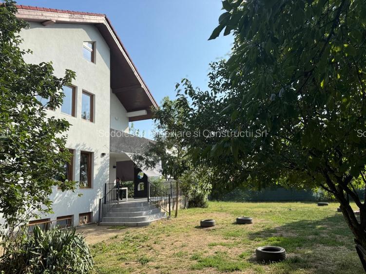 Casa spatioasa,perfecta pentru locuit sau investitie - 6