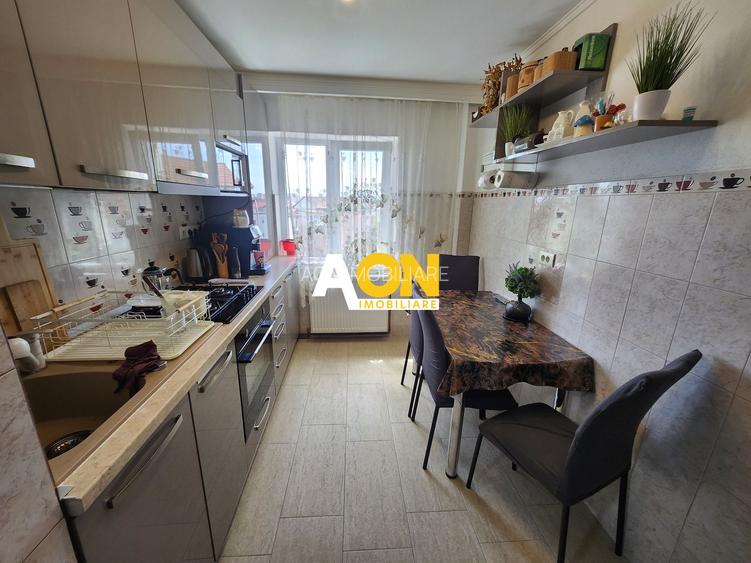 Apartament cu scara interioara, 4 camere, zona OMV Cetate - 9