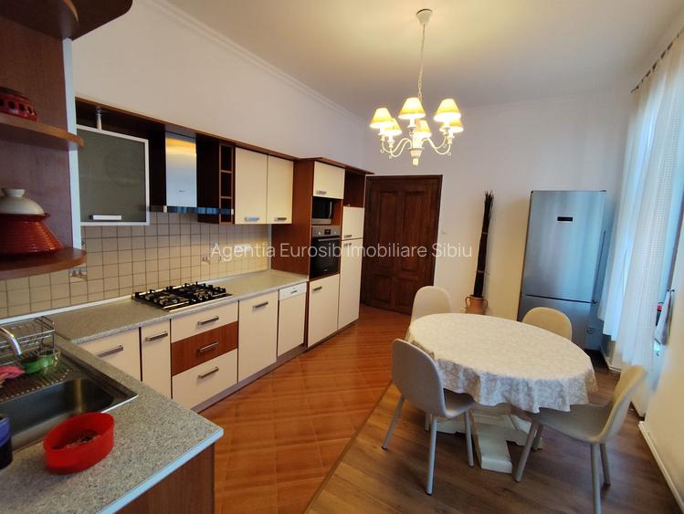 Apartament la casa cu 4 camere de inchiraiat in Sibiu zona Ultracentala - 5