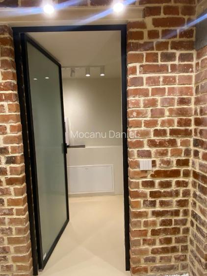 Birou, cabinet, galerie de arta. - 10