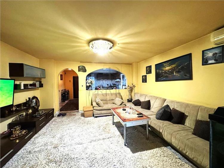 GIROCULUI - VLADEASA - PARTER - 3 CAMERE - 2 BAI - 2 BALCOANE - CLIMA - 14