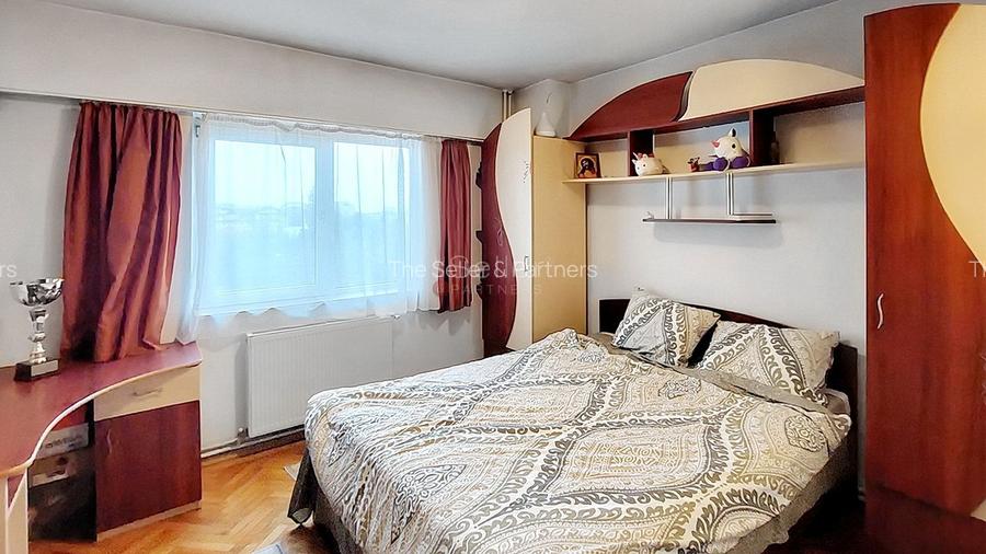 Proximitate imediata fata de mijloacele de transport in comun - 6