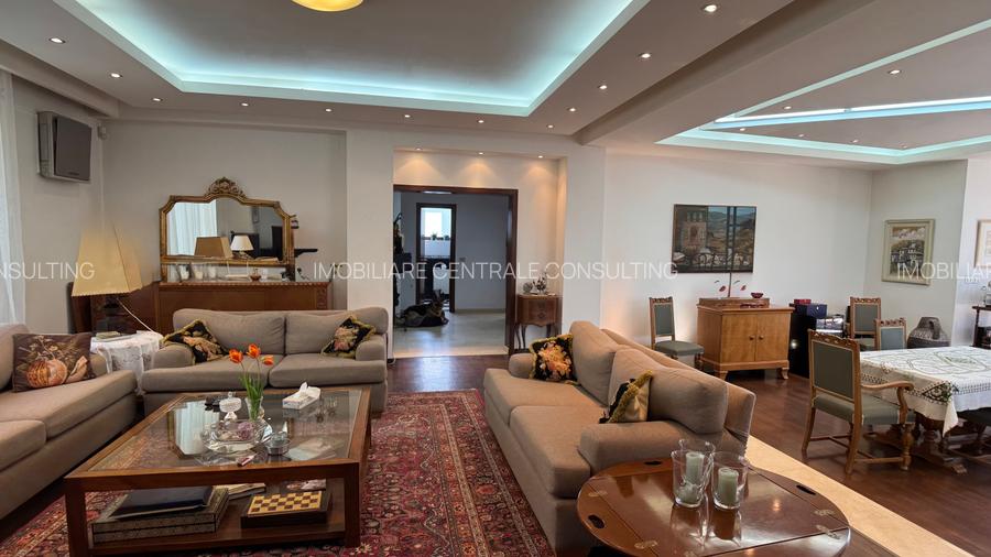 Vila lângă Școala Americană - 5