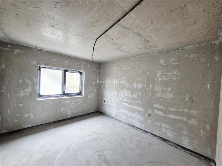 Casa de vanzare cu priveliste frumoasa - 5