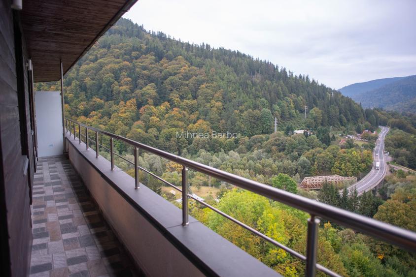 Apartament de lux cu 3 camere si terasa în Sinaia – 128 mp utili, parcare  - 10