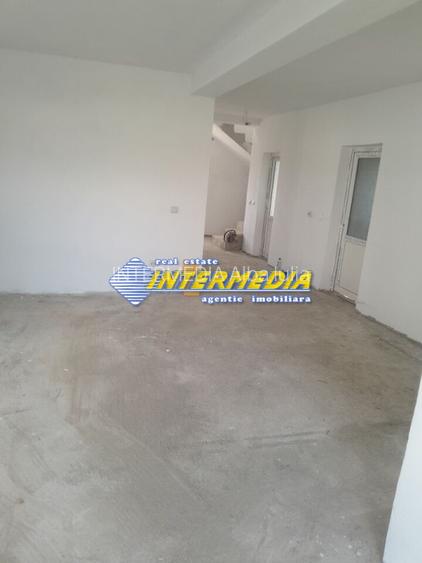 Casă nouă de vînzare P+1 cu 500 mp. Teren Finisata la cheie - 3