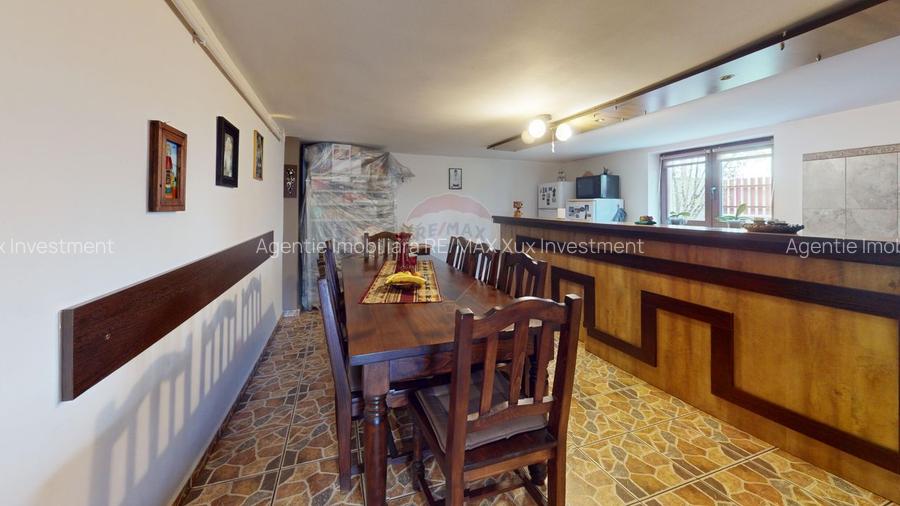 Casă / Vilă cu 4 camere de vânzare în zona Calea Poplacii - 14