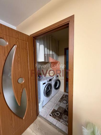 3 camere | etaj 1 | centrala proprie | mobilat si utilat | 2 bai | 2 balcoane | - 5
