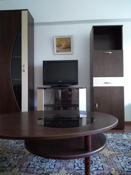 PROPRIETAR | Închiriez apartament - Unirii Zepter - 2 camere (decomandat)