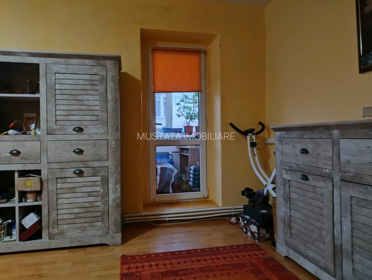 - Apartament 3 camere Calarasi 4, etaj 3. Suprafata 72mp. - 7