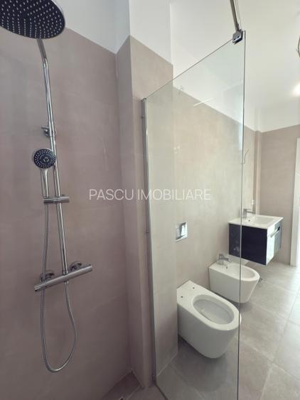 Metrou,Eroii  Revolutiei  PADESUL Vila 2024 ,Finisaje lux ,BINE CONSTRUITA 6 cam - 14