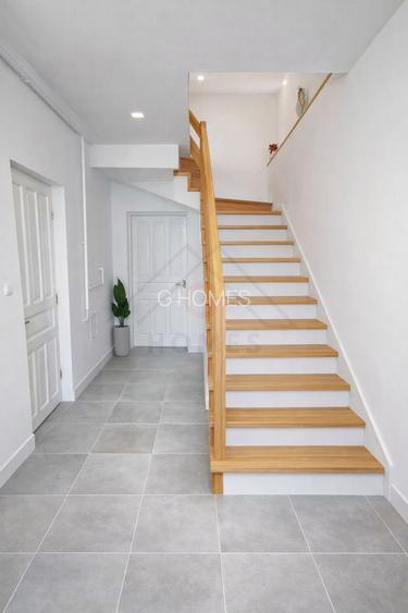 CASA INDIVIDUALA cu garaj LA PRET DE APARTAMENT. Plata esalonata. - 11