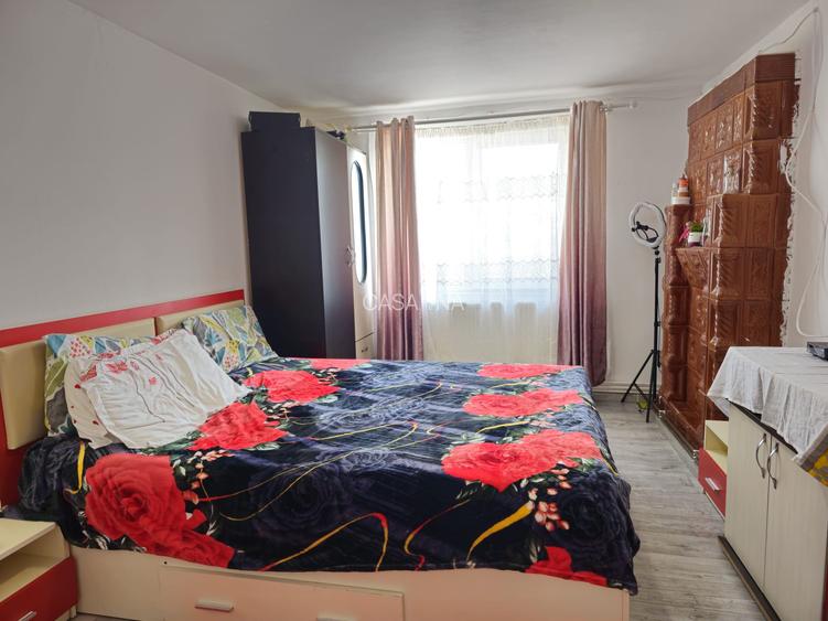 Casa cu 818mp teren si garaj 87 mp la strada ! - 5