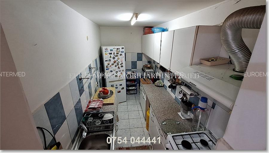 Apartament 4 camere de vanzare in Centrul Constantei - 19