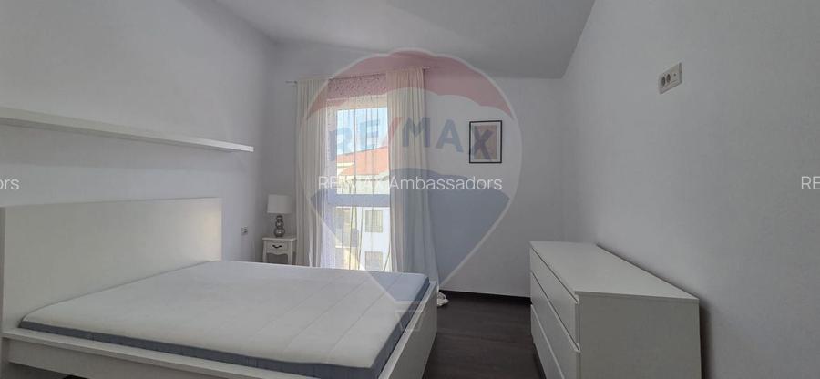 Apartament cu 3 camere de închiriat - 8