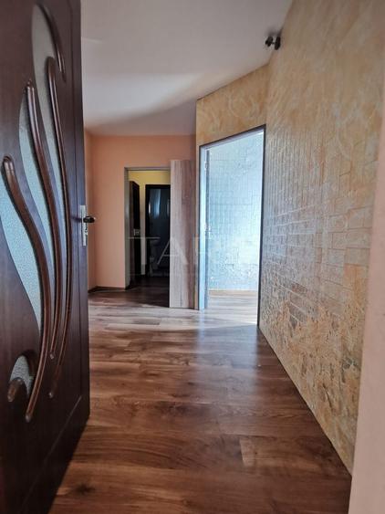EXCLUSIVITATE. Apartament decomandat, 2 camere, central Gheorgheni.