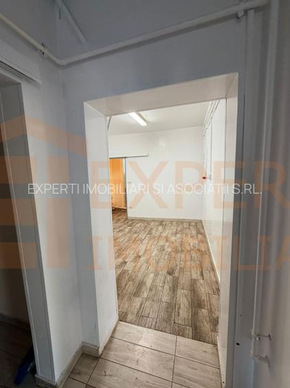 Spațiu comercial, termen lung, situat în zona Casa de Cultură - 11