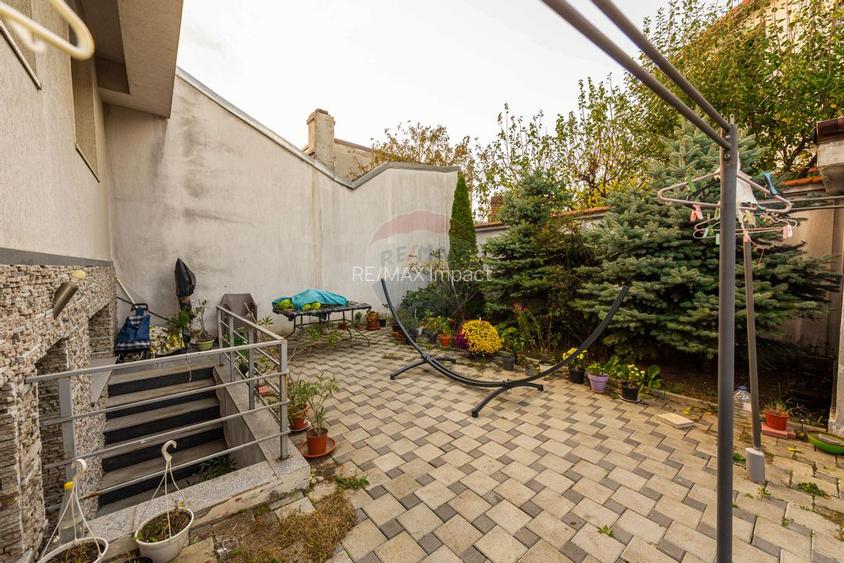 Apartament deosebit 3 camere, decomandat, vanzare, 100mp curte proprie - 4