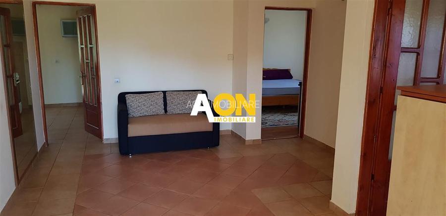 Casă de închiriat, 3 camere, cu terasă și garaj, Partoș - 9