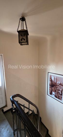 Spațiu exclusivist de închiriat/Mansardă în vilă interbelică/ - 15