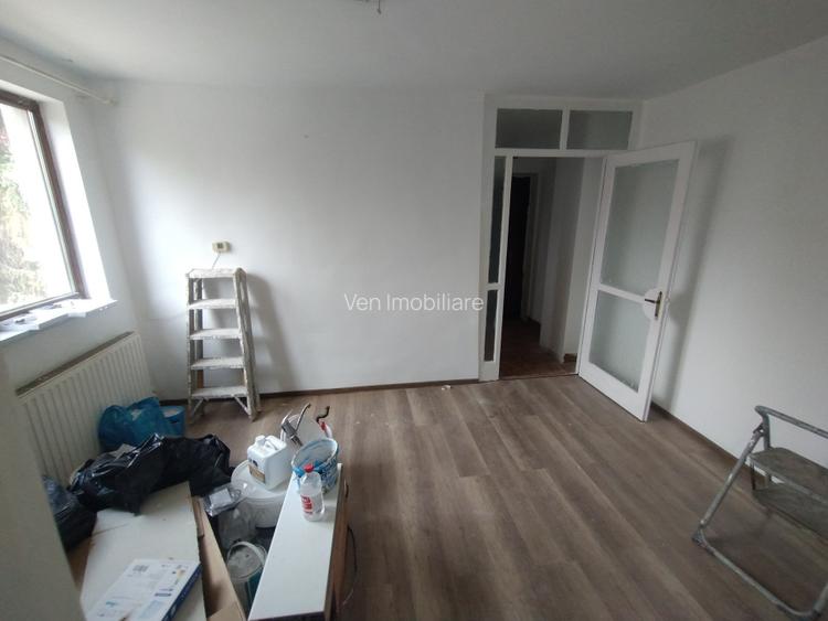 Apartament 2 camere, etaj 1, Bd. Decebal – poziție excelentă - 2