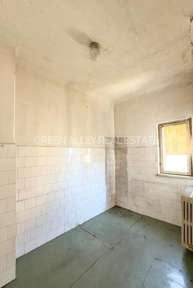 VILA INTERBELICA IN CURS DE RENOVARE COMPUSA DIN DOUA APARTAMENTE - PARCUL CAROL - 9