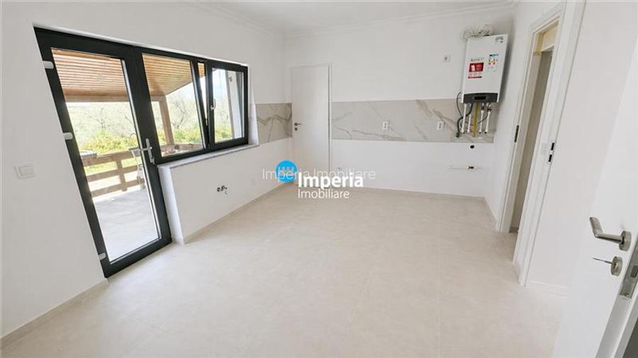 Vila in Bucium – Barnova, teren 480 mp, finisaje la alegere - 7