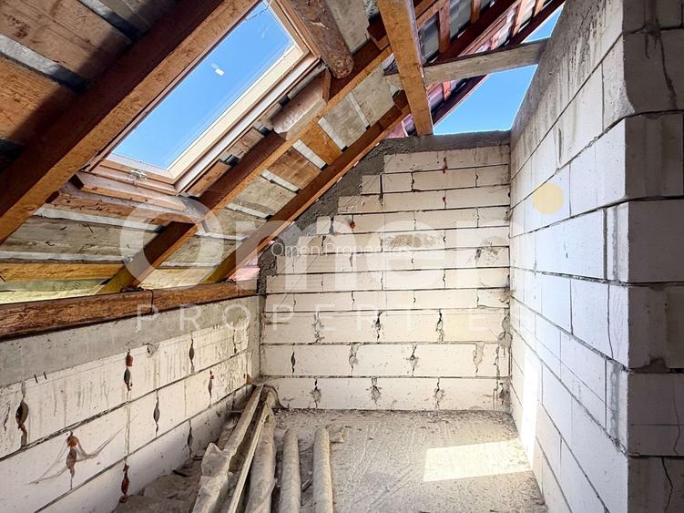 Casă cu potențial imens P+M, teren 7,91 ari, zonă liniștită, Ocna Șugatag. - 8