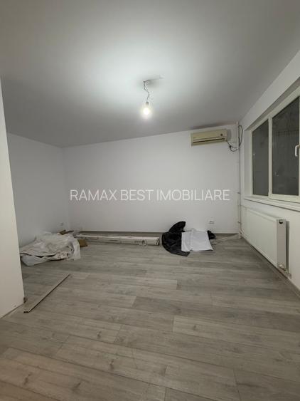 Dristor-5 minute metrou,langa mall Park Lake - 8