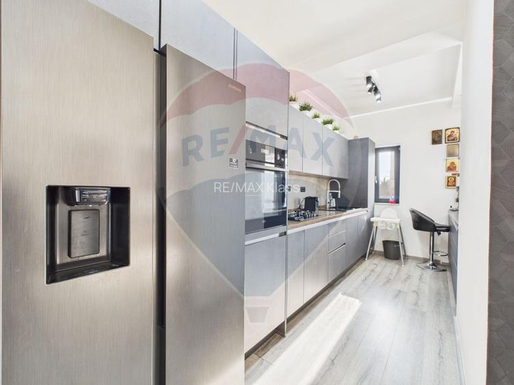 Apartament de vanzare - 3 camere 102mp + Terasa cu foisor 45mp - 5