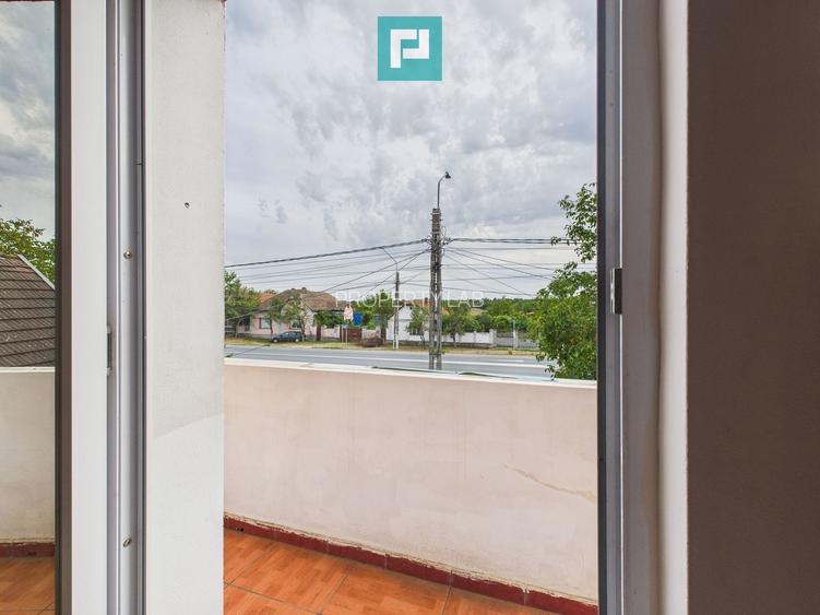 Casă cu 5 camere în Remetea Mare - 12