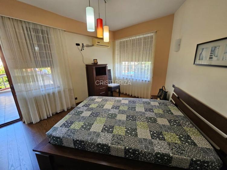 Casa cu piscina - Chiajna (6 dormitoare - 6 bai - 2 livinguri) - 15