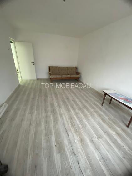2 decomandate ETAJ 3, RENOVAT, zona Nord - 6