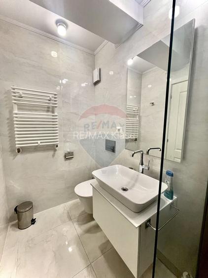 Apartament cu 2 camere de închiriat în zona 13 Septembrie - 7