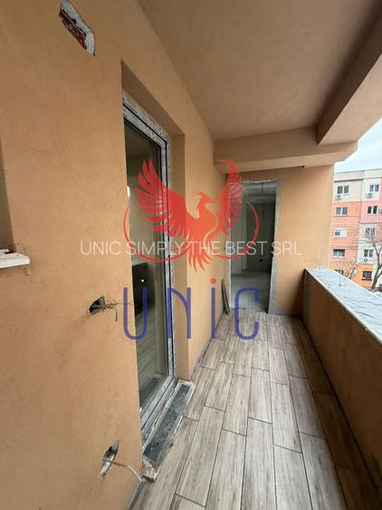 3 camere, la etajul 2- Bloc nou George Enescu zona Lidl - 2