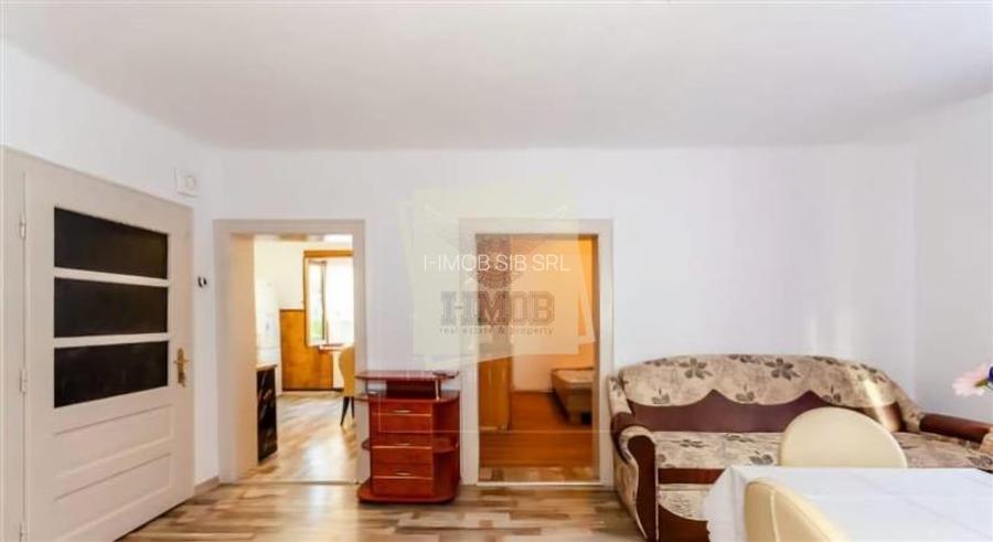 Apartament la casa 70 mp utili 3 camere pe Calea Poplacii - 9