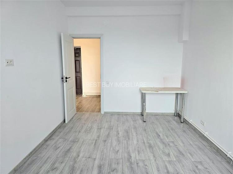 AP2 CAM DECOM BOXA CENTRALA PROPRIE ,SECT1 BUCURESTII NOI KAUFLAND METROU JIULUI - 15