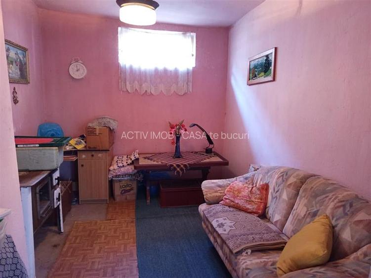 Iam, Casa 5 Camere, Gospodarie, 1439mp Teren, Pret Negociabil - 30