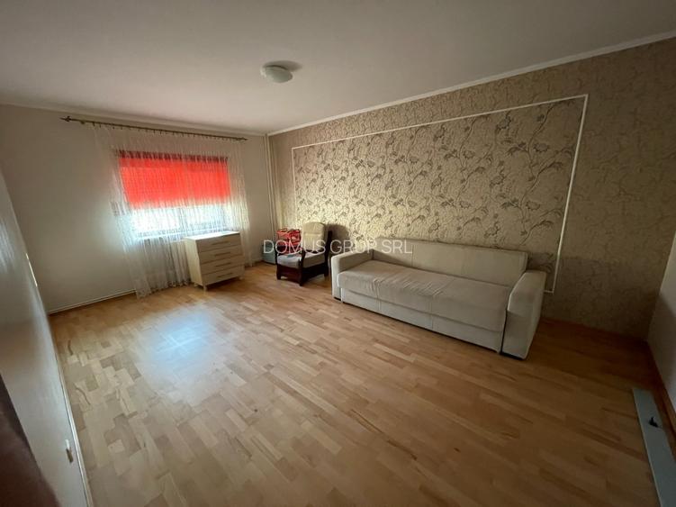 Oferim spre închiriere vilă S+P+et1, 6 camere - 2