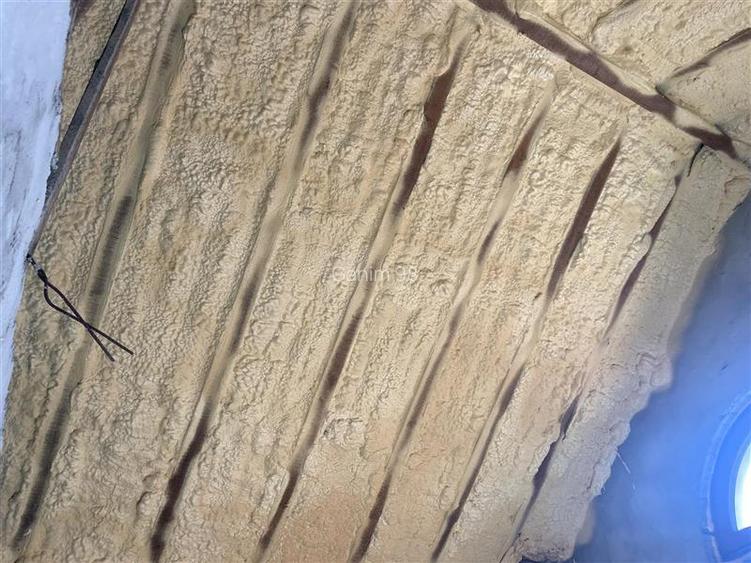 Casa de vanzare in sat  Botarlau , parter si mansarda cu suprafata de 242 mp , t - 6