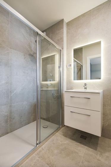 APARTAMENT DE INCHIRIAT CU 3 CAMERE - // Pet friendly//100MP METROU