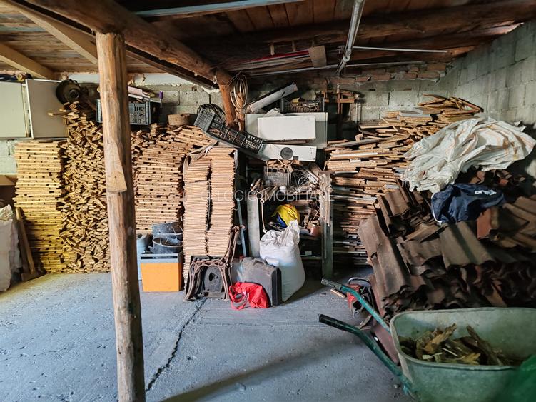 Casa 7 camere libera la vanzare SATU NOU - 41