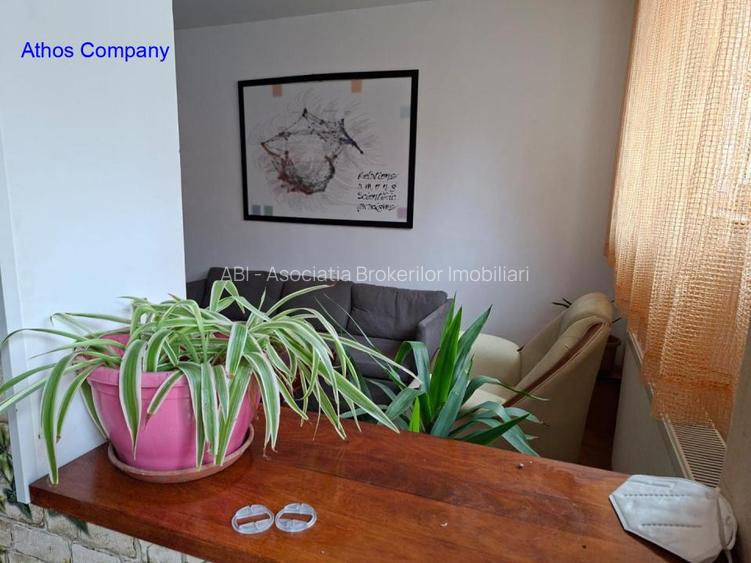 Casa/Ap.3 camere, P 1, Podul Grand la 650 euro - 3