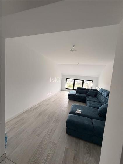 Apartament de vanzare - La Stejari - mobilat partial - 12