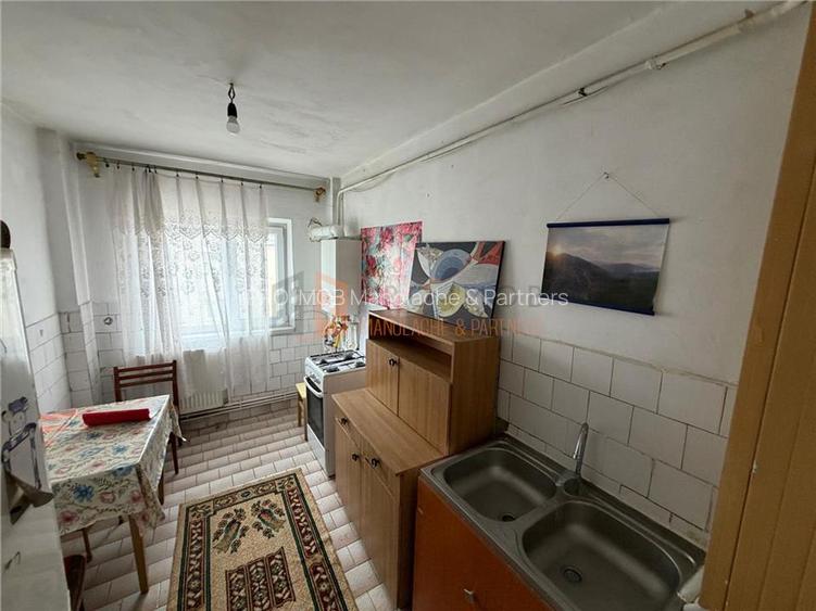 Apartament 2 camere cf 1 decomandat zona Crang 2 - 3