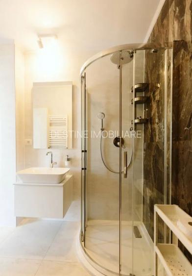 Hotel Marriott-Catedrala | 2 cam | 74mp + 107mp terasa | Mansarda | 296.000 euro - 15