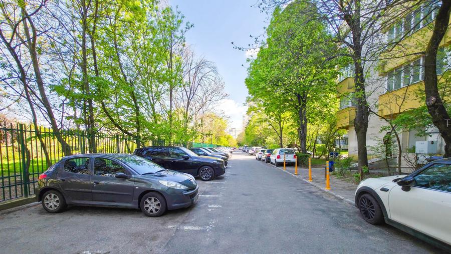 Apartament 4 camere, 2 băi, 2 balcoane, bloc reabilitat - 20