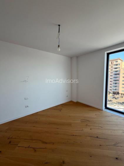 SUPERB-BLOC NOU-PIPERA - 3