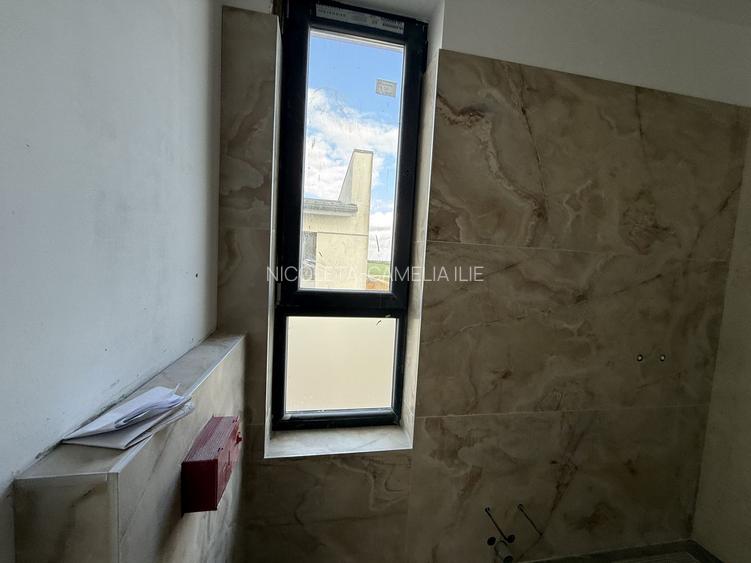 CASA| VILA INDIVIDUALA | LUX| COM 0% | 5 CAM| PROPRIETAR| NOU ! CURTE - 24