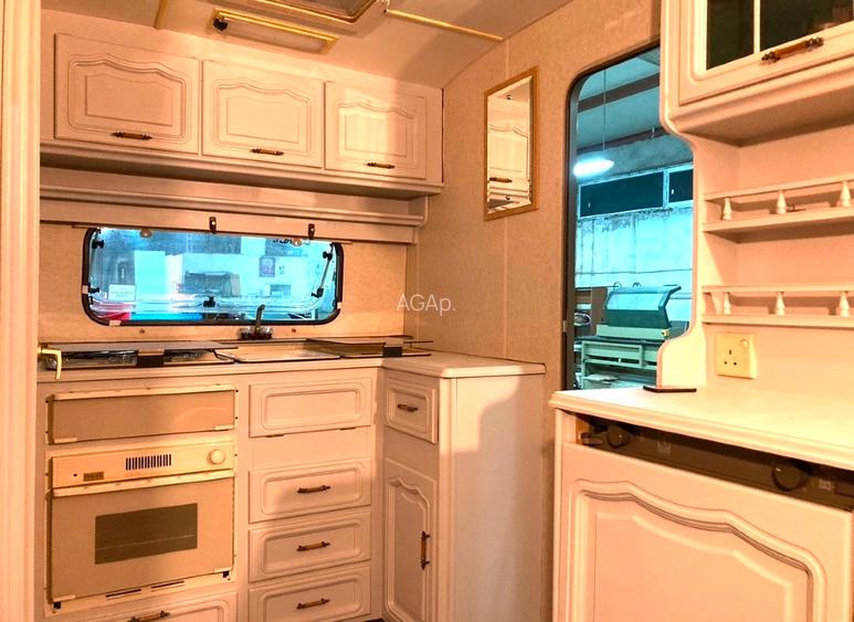 Sub prețul pieței: 4380mp Intravilan Vulcana-Băi – Utilități complete & Rulotă  - 7